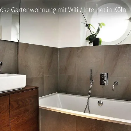 Luxury Garden With Wifi In Apartmán Kolín nad Rýnem